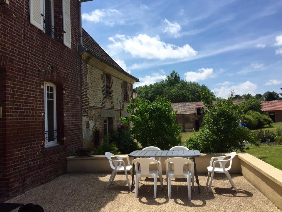 La Maison D'Amis Auneuil Exterior photo